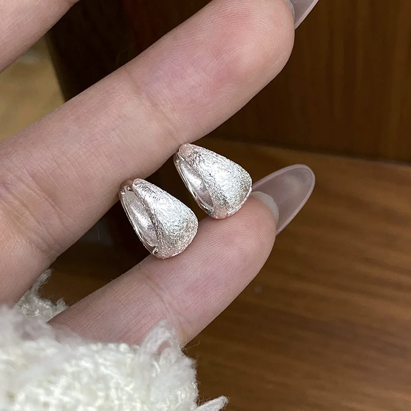 

Женские серьги из стерлингового серебра 925 пробы с каплями воды, матовые европейские и американские популярные модные украшения, аксессуары для вечеринок