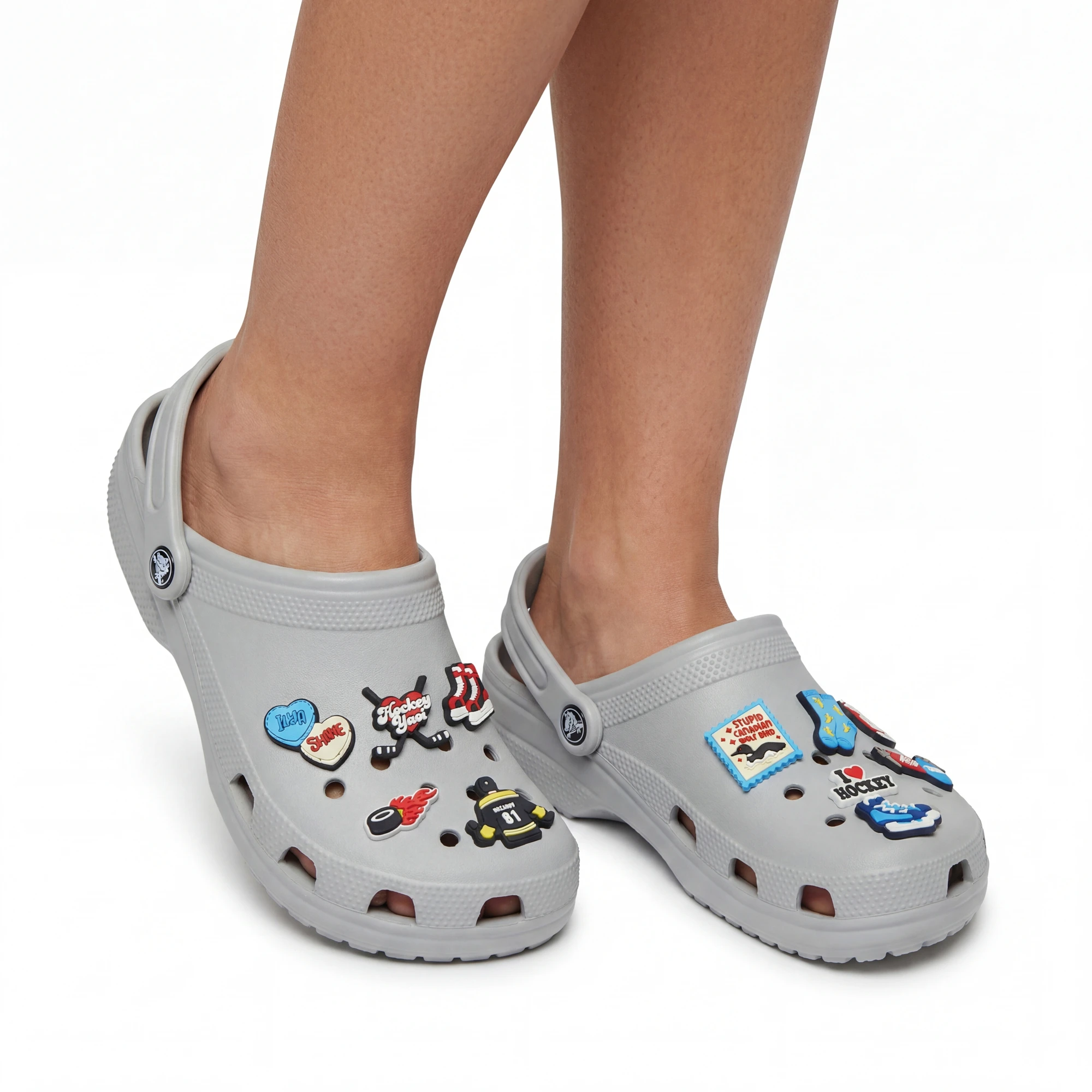 20–100 Stück PVC-Schuhdekorationen mit TV-Charakteren „I Love Hockey“, Eishockey-Schlittschuhe, Sandalen-Schnallenanhänger für Geburtstagsgeschenke – Detail 1