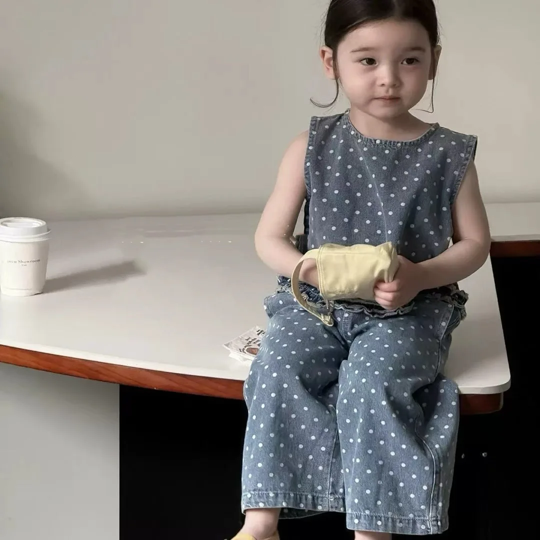 

Korean Version Girls' Set 2025 Summer Style Children's Trendy Little Fragrance Style Point Vest Jeans Baby Two-piece Set