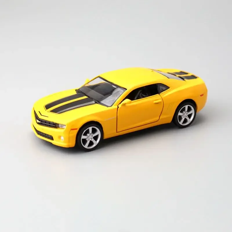 

RMZ City Toy Diecast Model 1:36 Scale Chevrolet Camaro Super Pull Back Doors Openable Car Educational Collection Gift for Kid