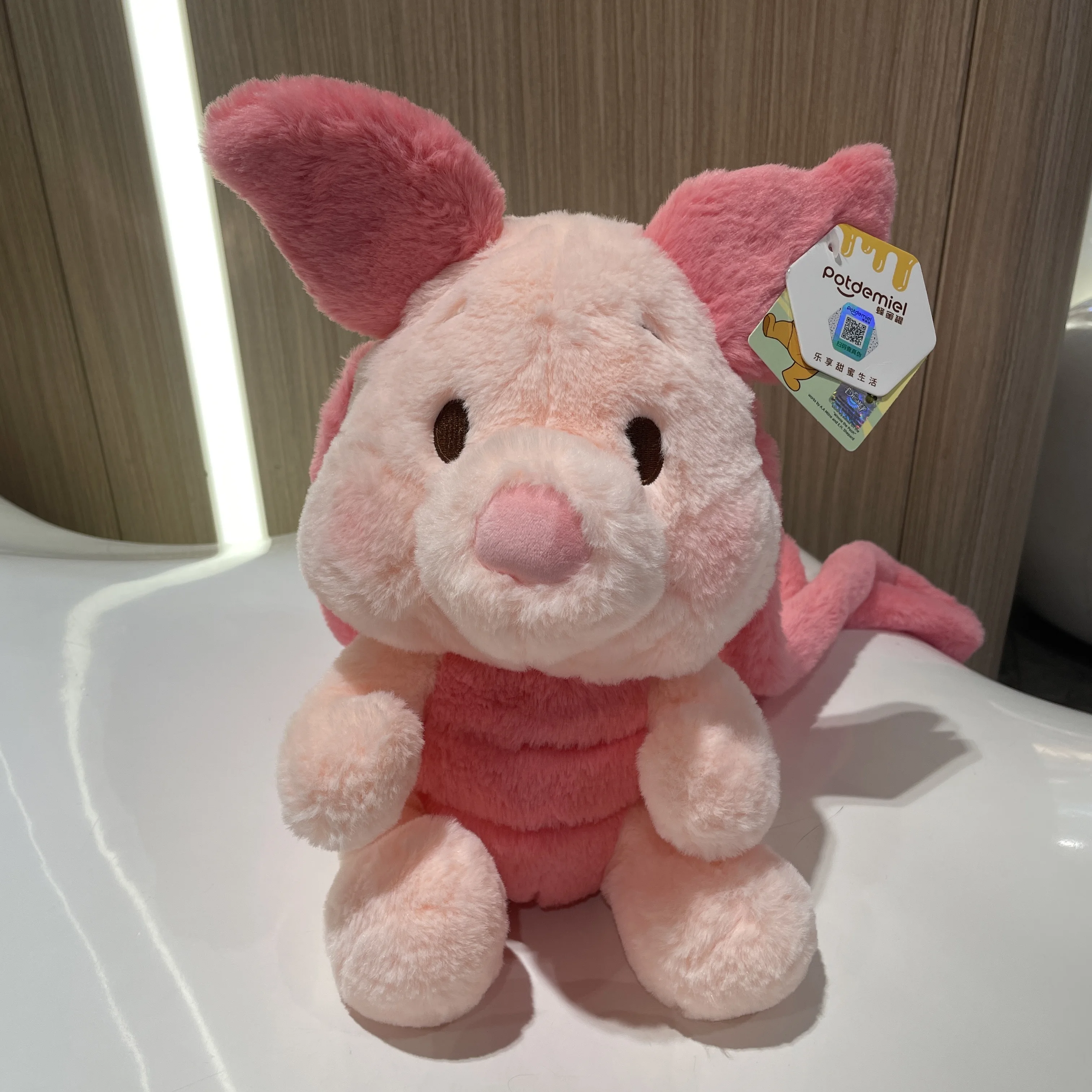 High Quality Genuine Disney Winnie Plush Little Bee Pooh Bear piglet Stitch Stuffed Toy Children Birthday Christmas Gift Dolls