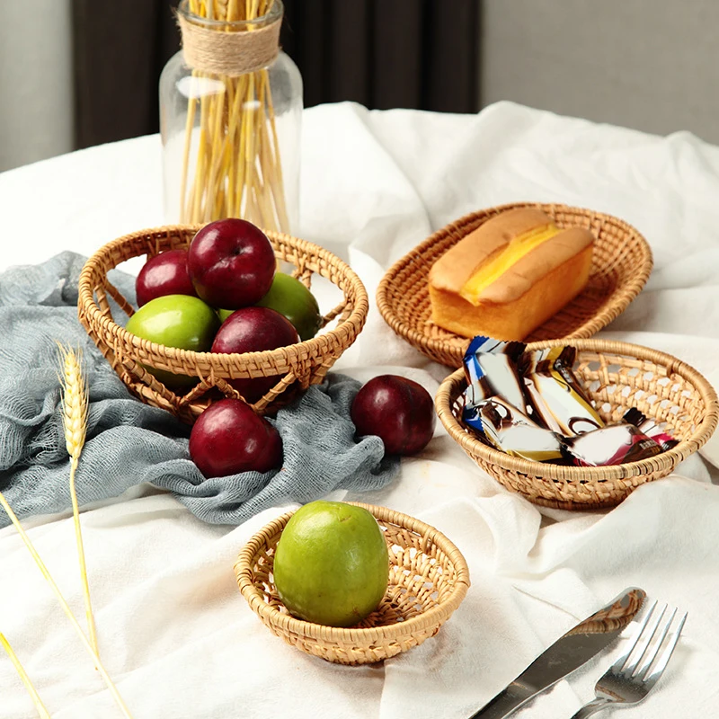 Handmade Rattan Woven Basket Fruit Cake Bread Food Plate Snack Serving Tray For Dinner Parties Coffee Breakfast Container