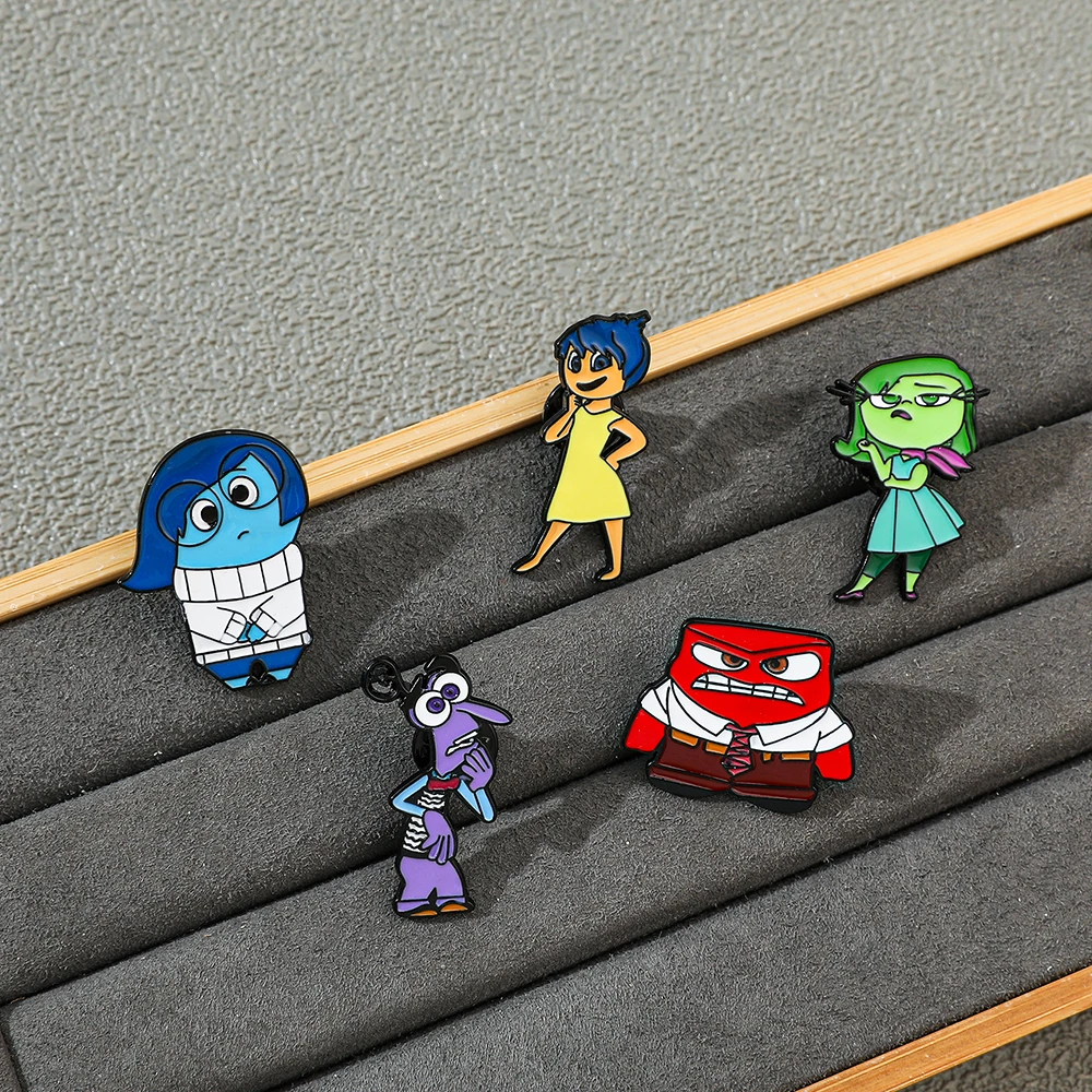 5 buah mode dalam keluar bros lucu karakter kartun Enamel Pin logam lencana perhiasan pakaian ransel aksesoris hadiah