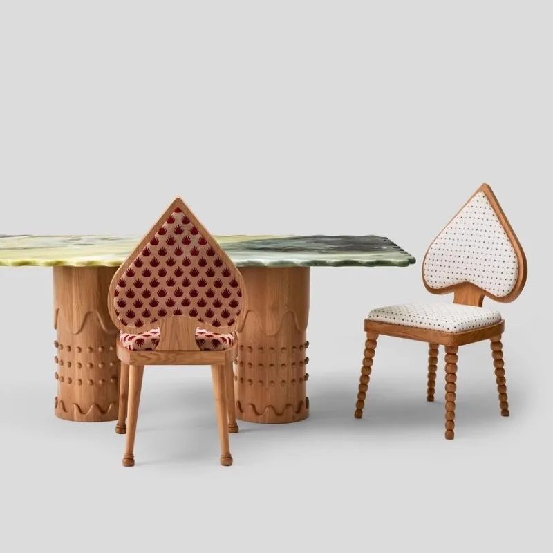 

Винтажный дизайнерский обеденный стол и стулья из массива дерева, кремовый стиль, высококачественное креативное кресло для отдыха, ретро-кресло для гардеробной