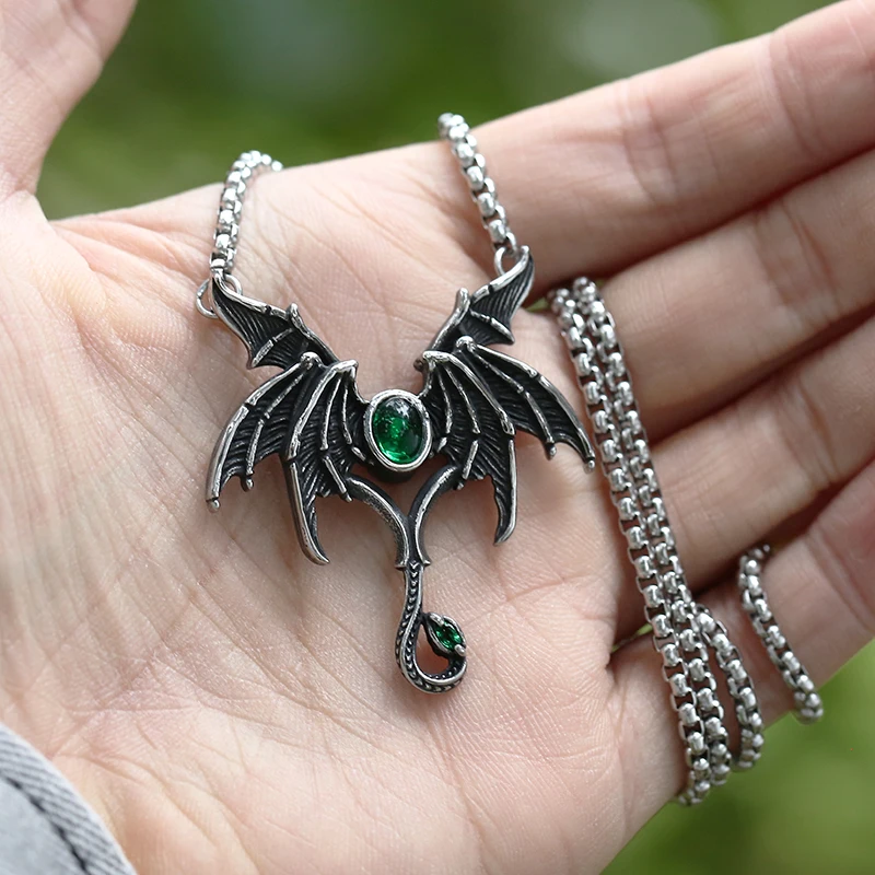 Vintage 316L Stainless Steel Angel Evil Wing Pendant Necklace With Green Stone For Man Women Retro Choker Jewelry Couple Gift