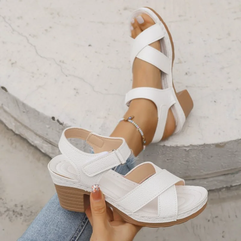 Women Crisscross Strap Block Heel Roman Sandals, Platform Open Toe High Heel Sandals,Elevated Casual Ladies Shoes for Summer