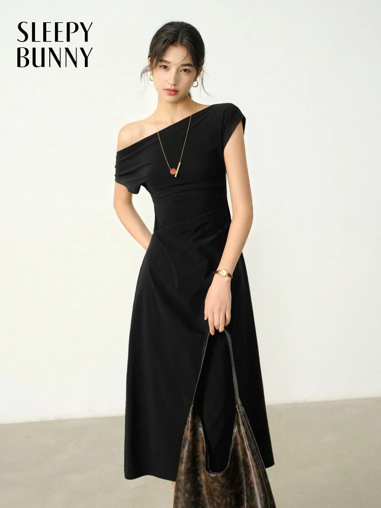

Elegant Black Off Shoulder Dress Women Slim Fit French Style Maxi Dress Summer Casual Long Evening Gown for Party or Daily Wear