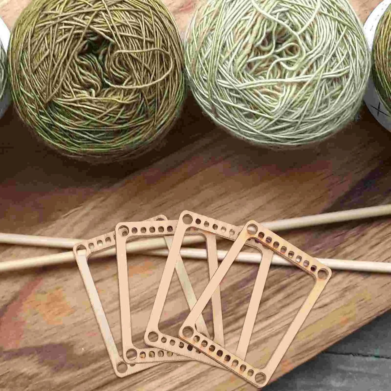 4 Pcs to Weave Mini Woven Board Child Weaving Tool Wood Handcraft Hand-knitting Tools