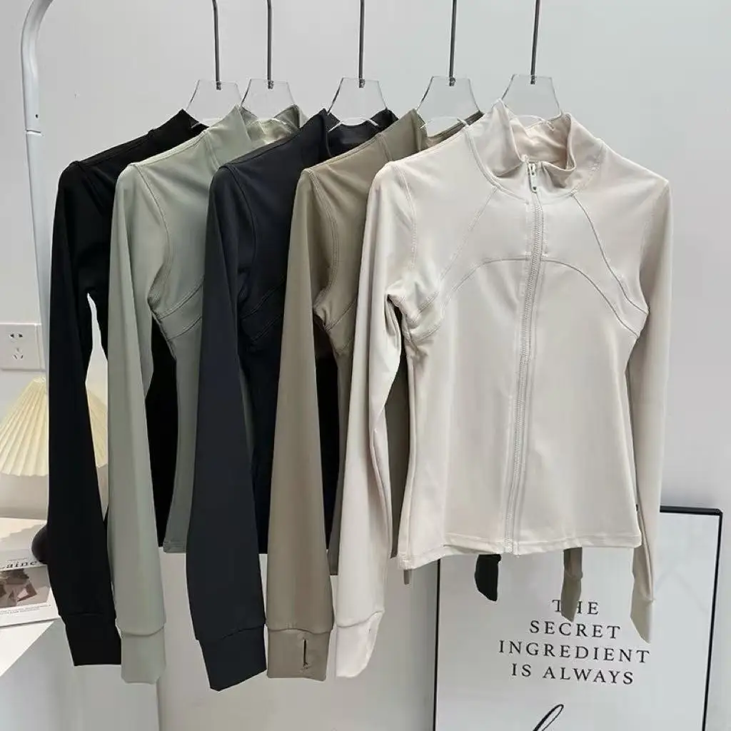 بدلة يوجا نسائية راقية بياقة واقفة وأكمام طويلة سترة رياضية للجري والتدريب واللياقة البدنية بدلة جري مقاومة للرياح