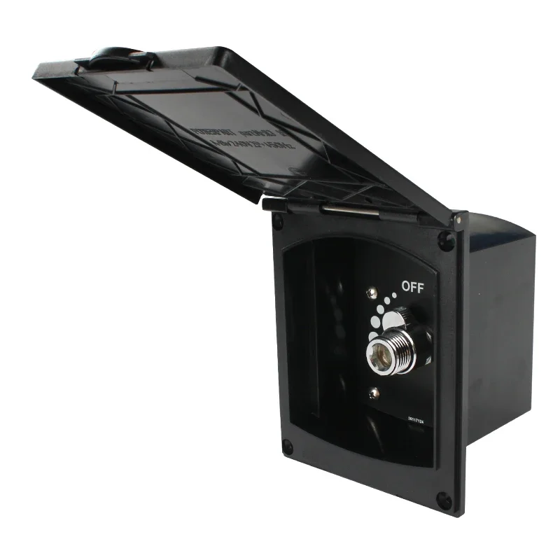 Внешняя душевая кассета с прижимным управлением для автофургонов, лодок и караванов.