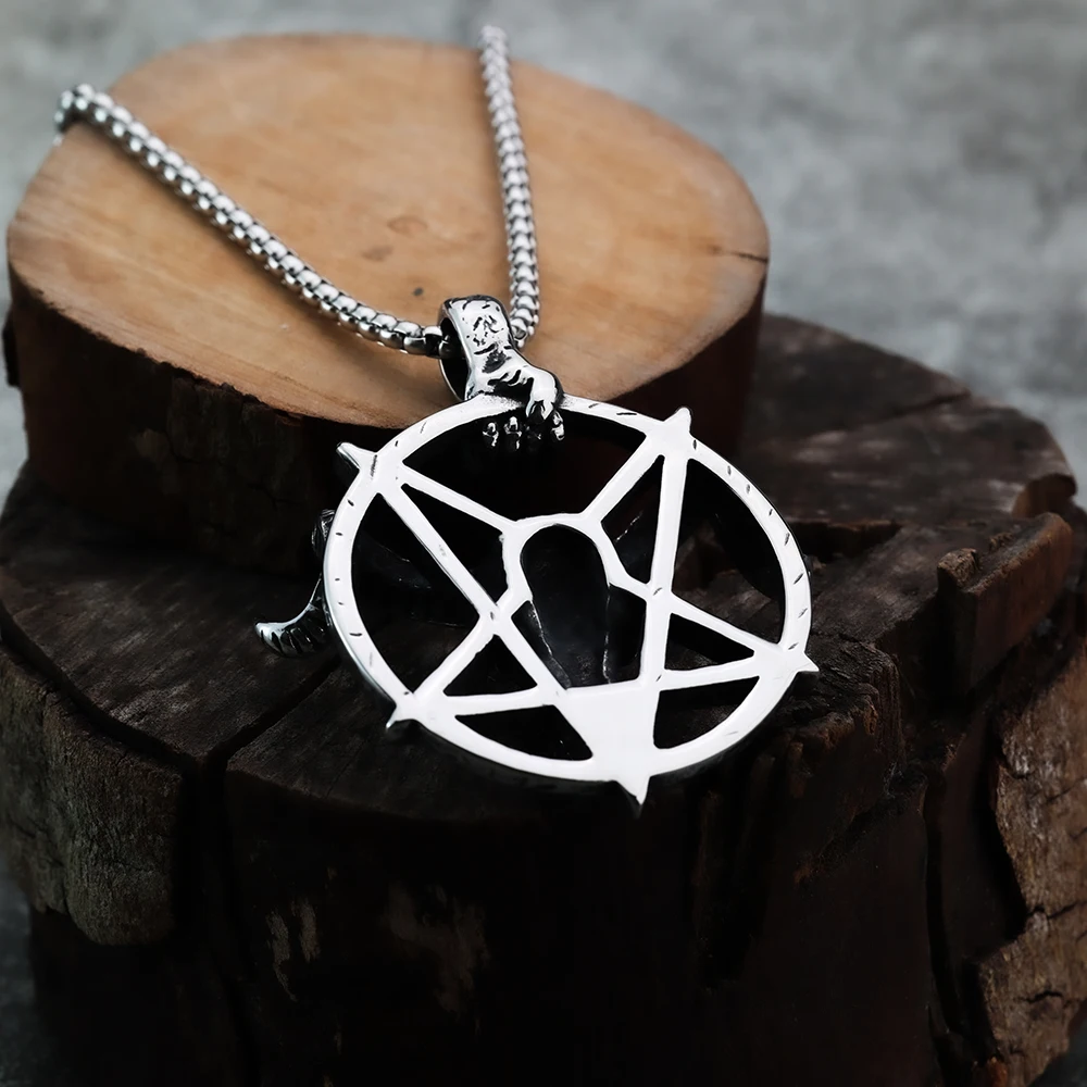 European and American Style Retro Gothic Style Devil Satan Pentagram Sheep Head Fashion Domineering Men\'s Pendant Jewelry