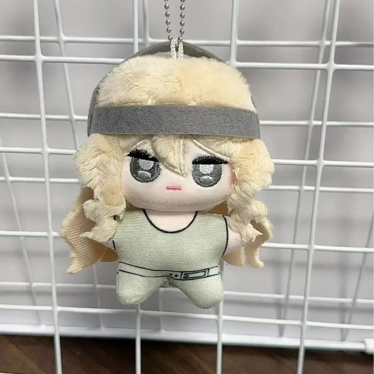 10cm Identity V Cosplay primer oficial payaso ladrón payaso plegable mago Wildling mochila colgante llavero de felpa regalos
