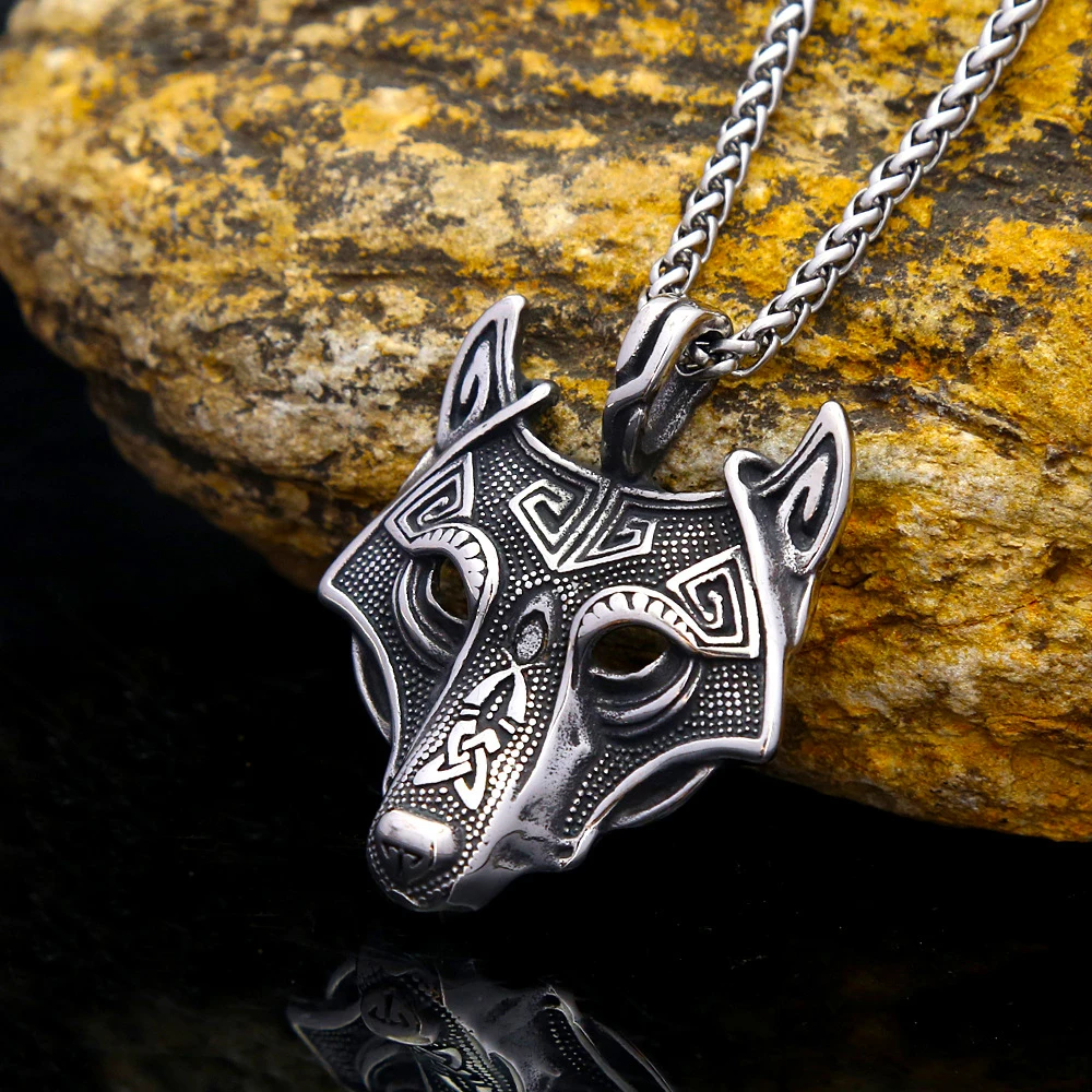 Vintage Viking Wolf Head Pendant Necklace for Men Boy Punk Biker Rivia Slav Viking Necklace Stainless Steel Charm Jewelry Gift