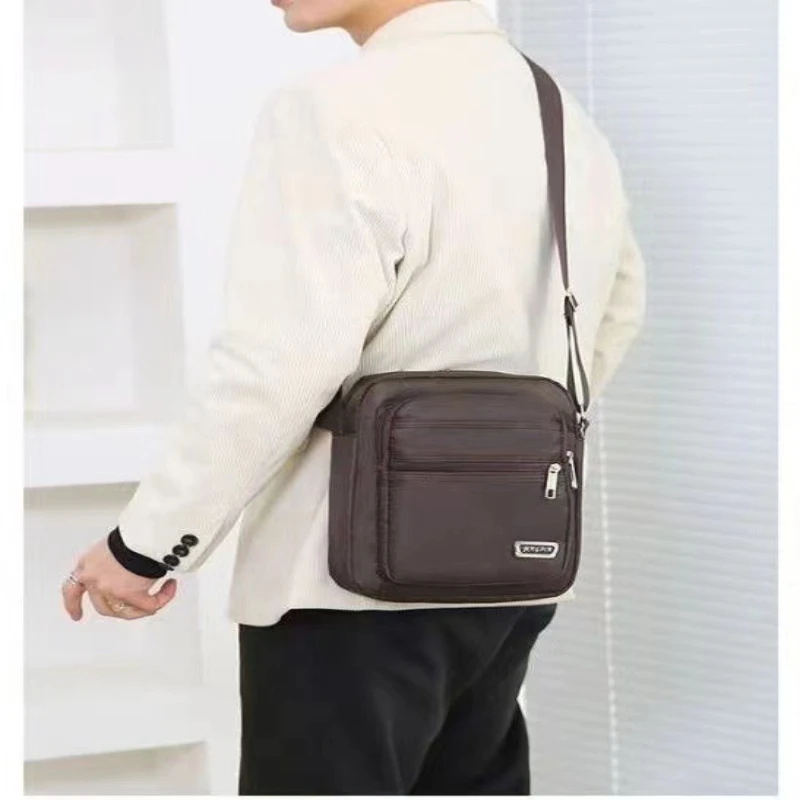 Geschäftsreise Herren-Umhängetasche Wasserdichte und Verschleißfeste Schultertasche Multifunktionaler Kleingeld-Rucksack – Detail 14