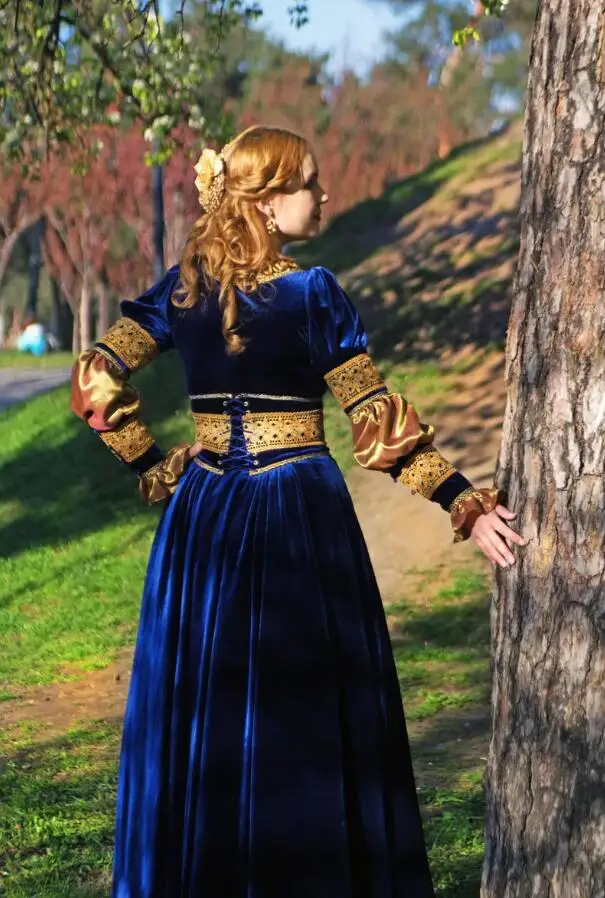 King Blue Velvet Renaissance Italian Long Prom Gown with Sleeve Gold Applique Corset Italy Medieval Ren faire Formal Dress