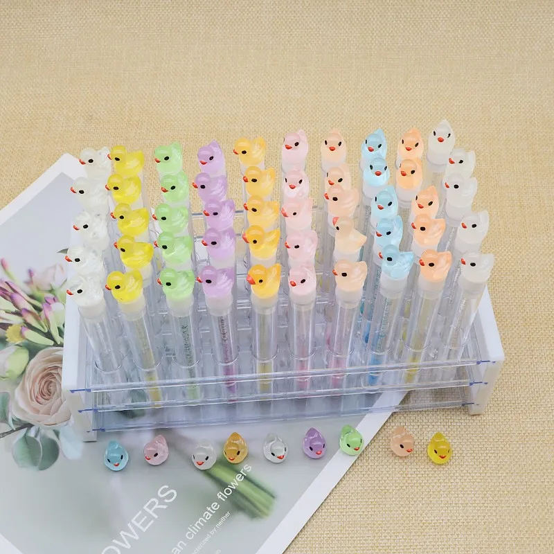 แปรงปัดขนตาแบบเป็ดน้อยน่ารัก 50 ชิ้น พร้อมหลอดใส่แปรงมาสคาร่า แปรงปัดขนตาแบบมีด้ามจับ แปรงแต่งหน้าแบบพกพา หวีปัดคิ้ว
