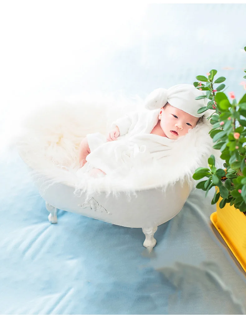 Baby Cribs Iron Shower Bathtub Cotton Ducks Set Children Bubble Machine Furniture Photo Accessories Newborn Photography Props