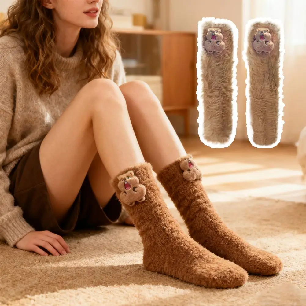 Calcetines de felpa cálidos calcetines de invierno acogedores calcetines de zapatilla de felpa de invierno para mujeres divertido diseño novedoso 3d cálido calcetín de suelo lindo y peludo