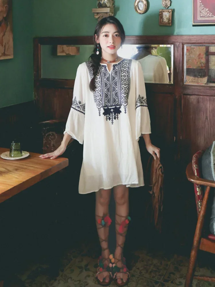 Summer Temperament Loose Ethnic Style Embroidered Dress Cotton Linen Holiday Vintge Dresses Women D1445