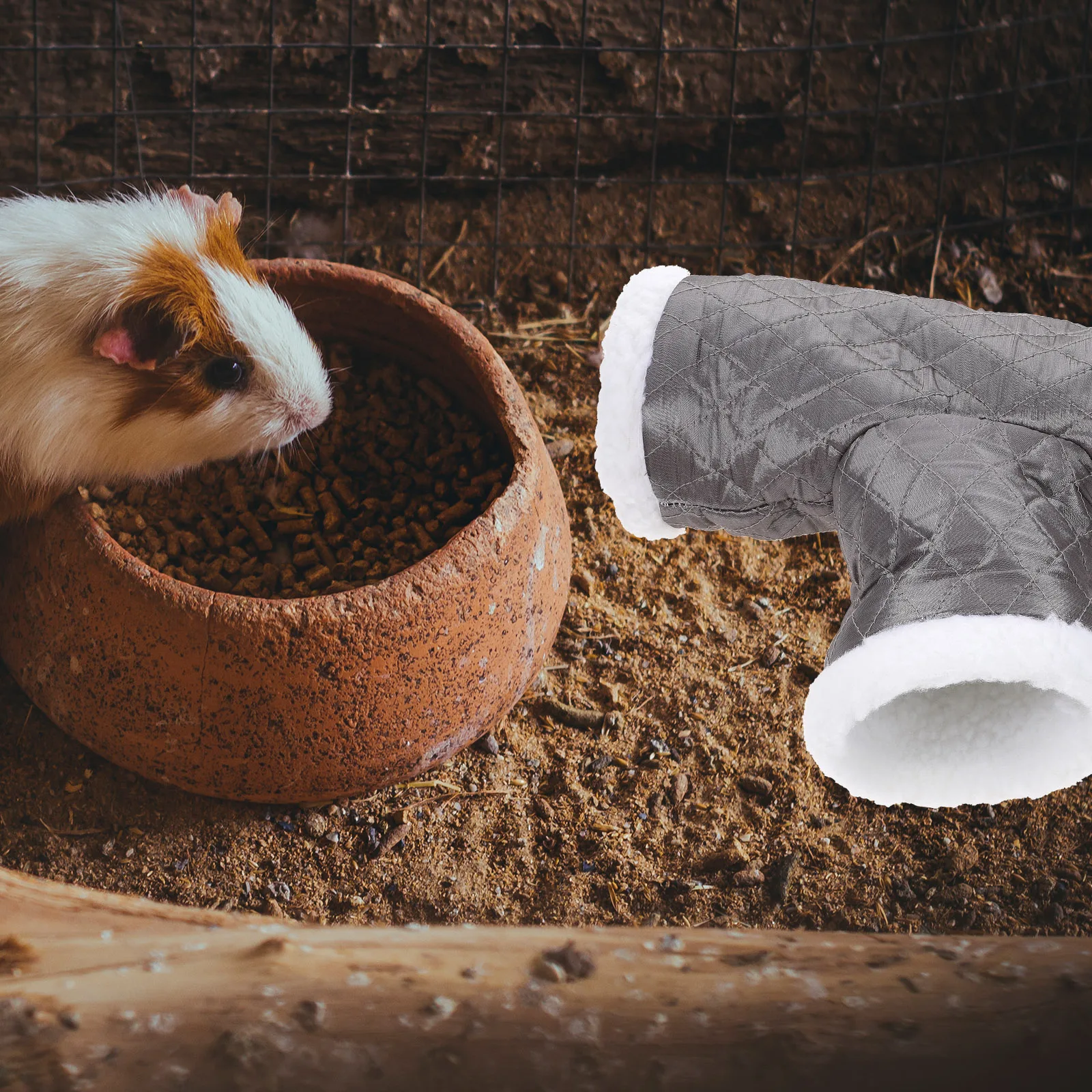 

Premium Warm Pet Tunnel T Shaped Channel Hamster Tube Rabbit Hut Small House Ideal Safe Design Exclusive Nest Play
