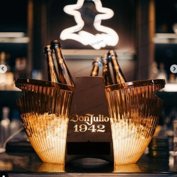 

Светящееся ведро для льда DonJulio1942 Ведро для ледяного вина со светодиодной подсветкой ICE BUCKET Набор для светящегося вина