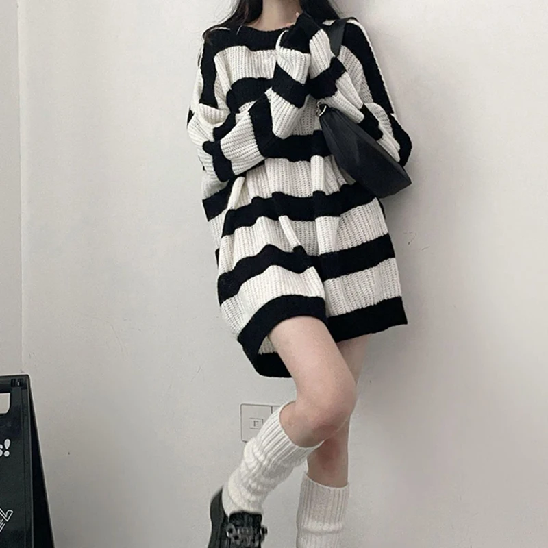 

Harajuku Women Striped Y2K Sweaters Streetwear Punk Loose Knitted Pullovers Vintage Long Sleeve All Match Autumn Lady Tops