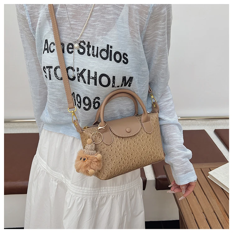 

Elegant Minimalist Crossbody Bag for Women Luxury Vintage Leather Tote Designer Chic Handbag Stylish Casual Letter Logo