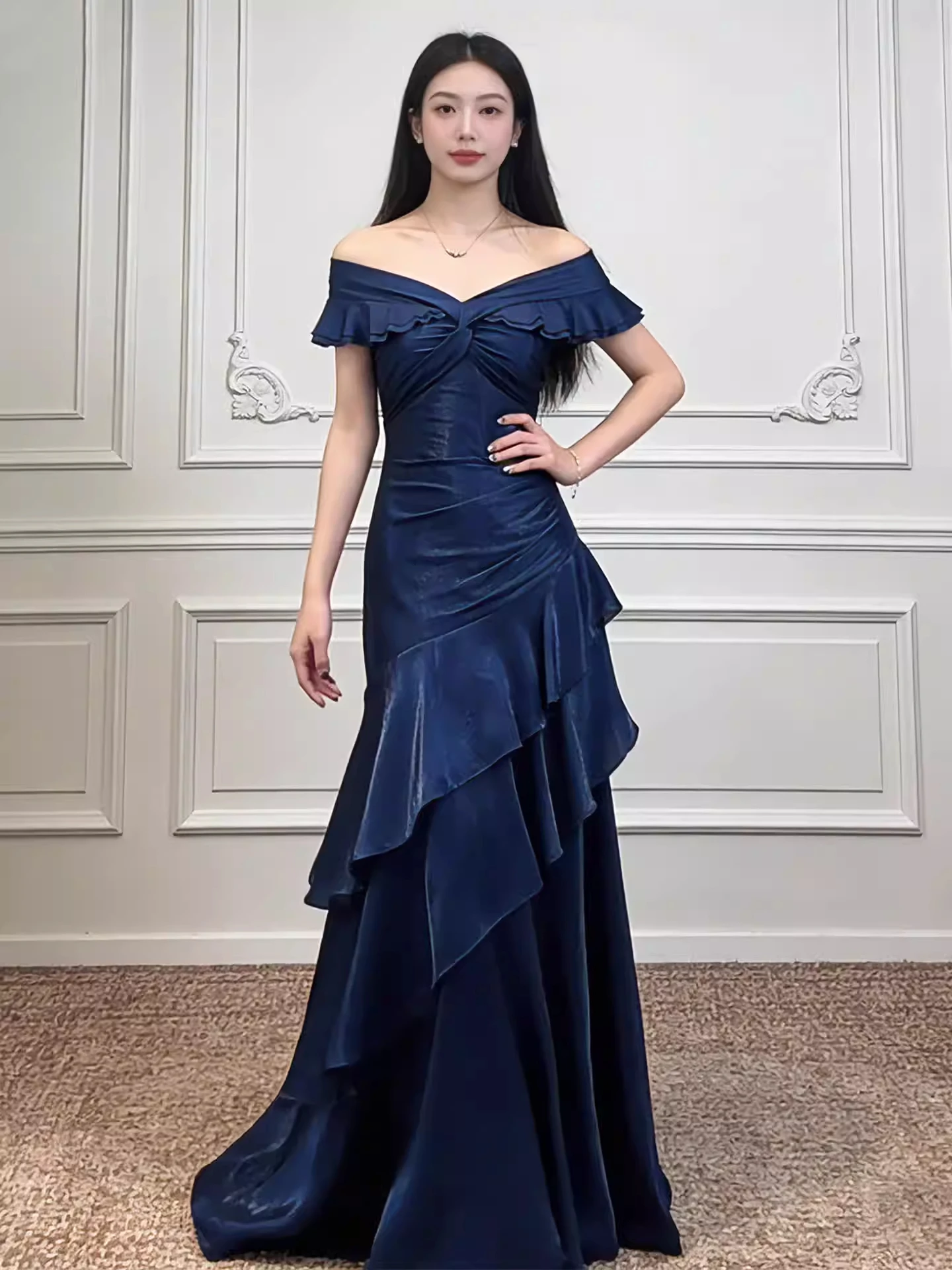 

Ele Off-oulder Gown with Lace Trim Fi-Tail Evening Dr for Women Luxury Sle Blue Color Suitable for Banquet
