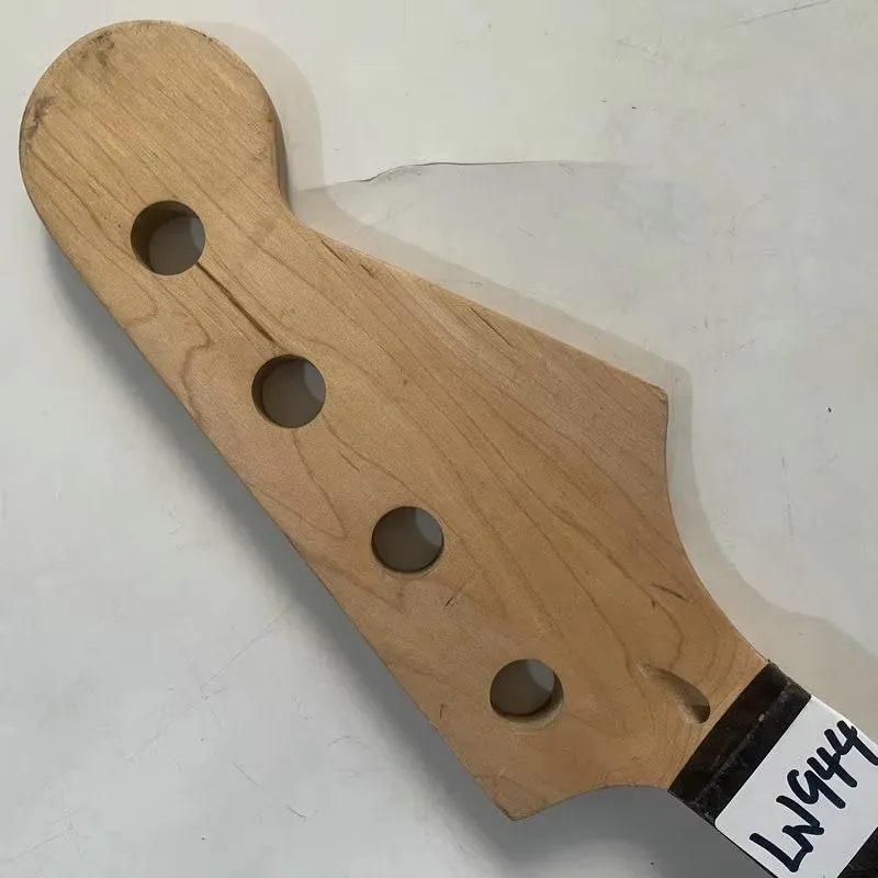 LN944 4 String Electric Bass Unfinished Neck for DIY Fans Right Hand No Frets No Paints Maple with Rosewood 21 Frets 864 Scales