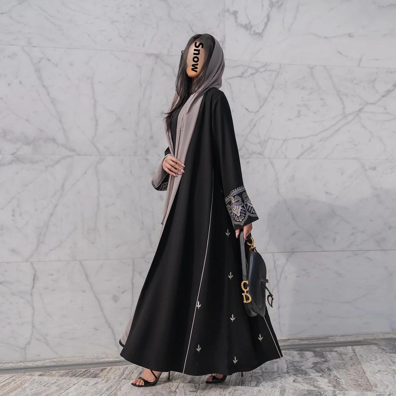

New Arrival Ladies' Modest Style Muslim Fashion Dress Embroidered Patchwork Abaya Outer Cardigan Long Robe for Spring Summer Eid