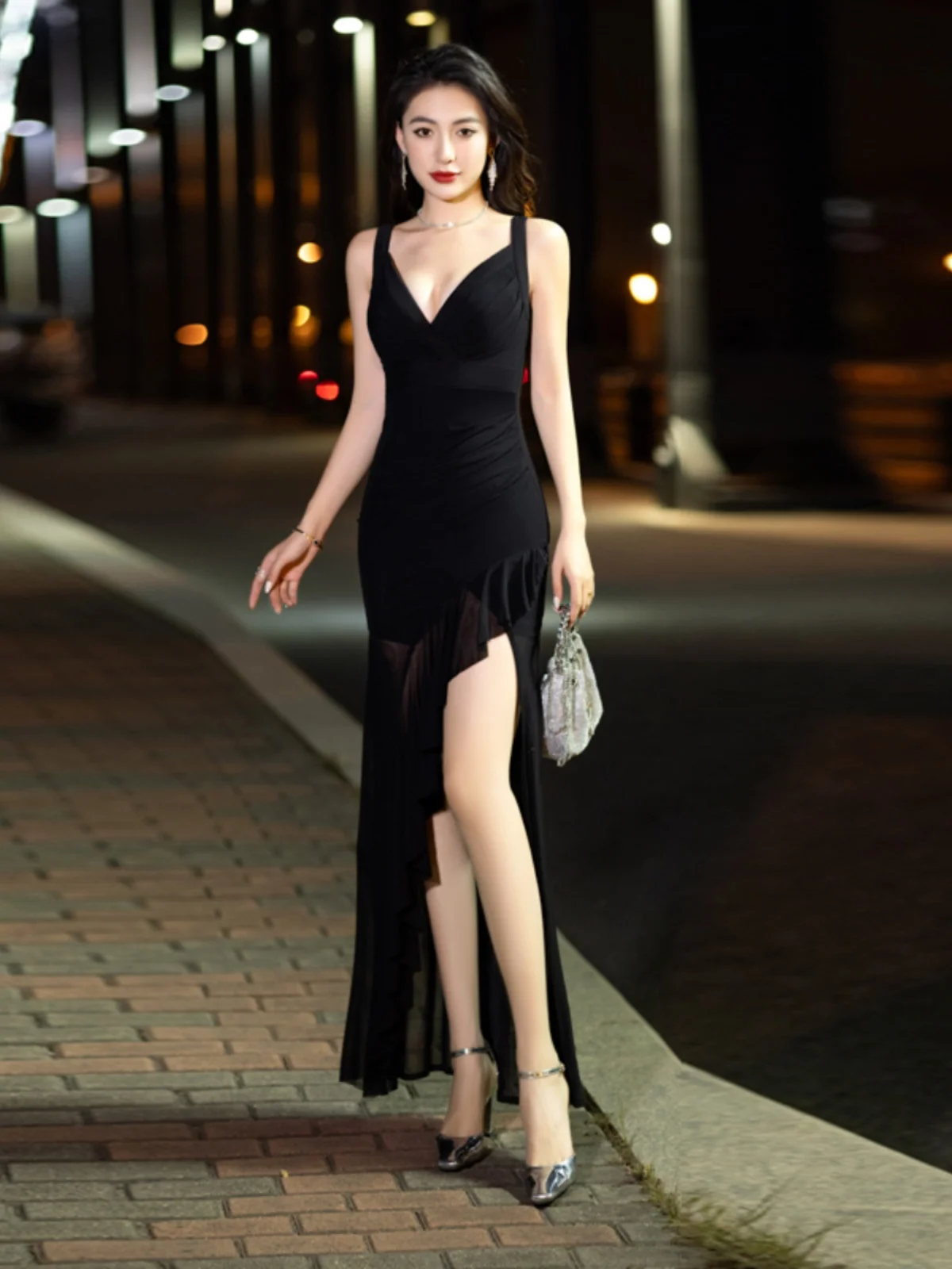 Black Mesh Sexy Long Dress with Slit Strap and Buttocks Wrapped Temperament,socialitewaist Upevening Dresswithchest Papartydress