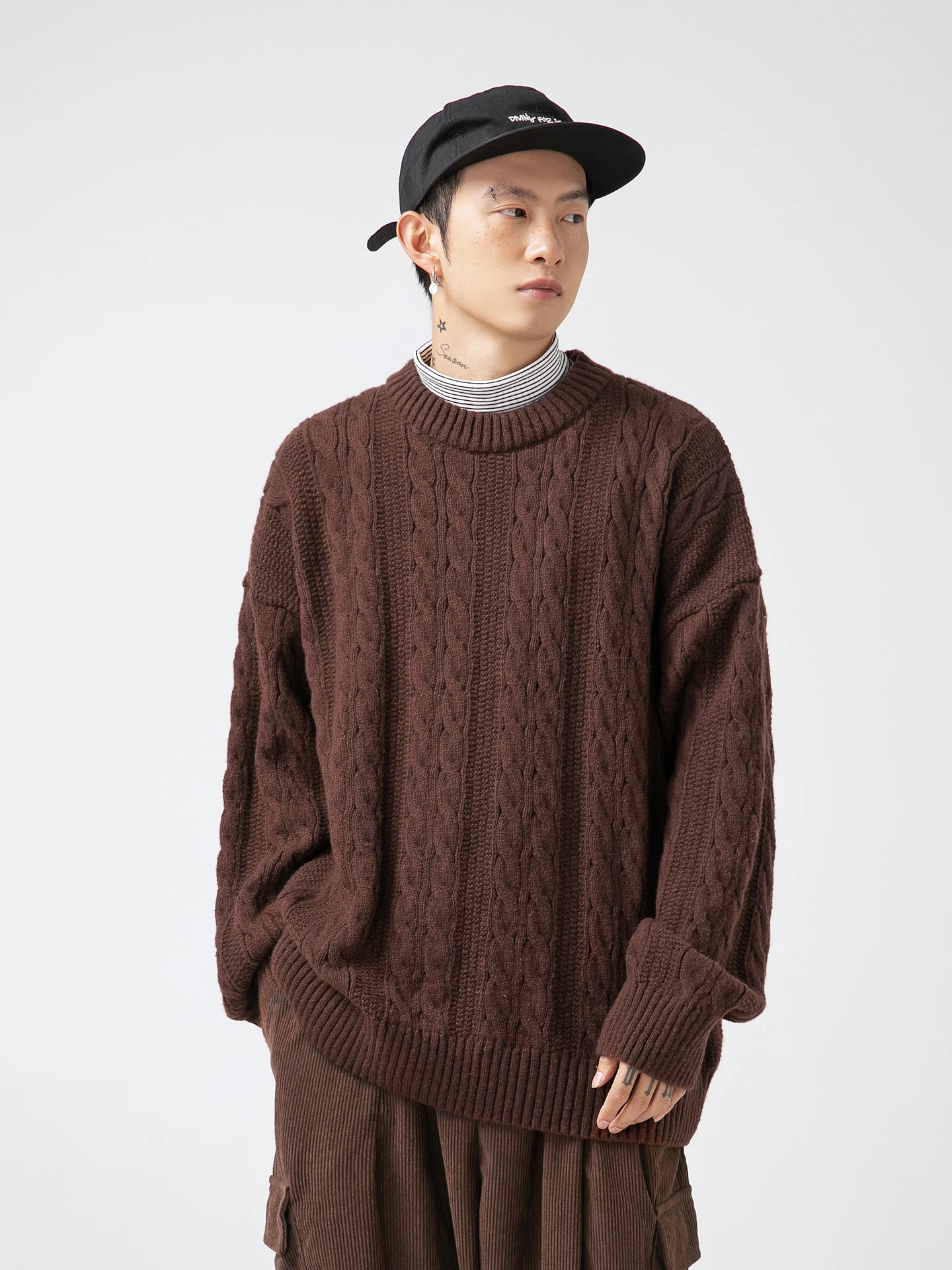 

Retro Pure Color Knitted Sweater Men's Loose Casual round Ne Twist Autumn Faion Brand Loose Couple Match All-Match Sweater