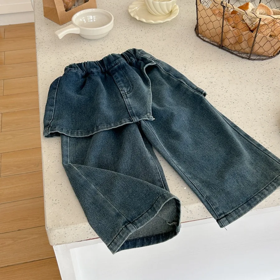 Childrens Jeans 2024 Summer New Lightweight Fashion Solid Color Design Jeans Loose and Comfortable Children Clothing