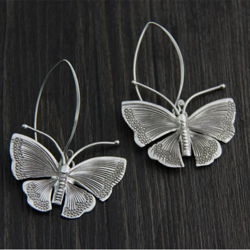 Vintage Silver Color Butterfly Earrings Ancient Metal Hand Carved Big Dangle Earrings for Women Jewelry