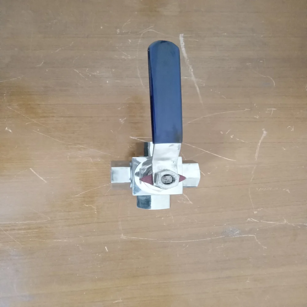 صمامات كروية يدوية قابلة للتخصيص من OEM للصناعات الخطرة والغاز المائي - هيكل فراشة آمن للحريق بدرجة حرارة عالية #2