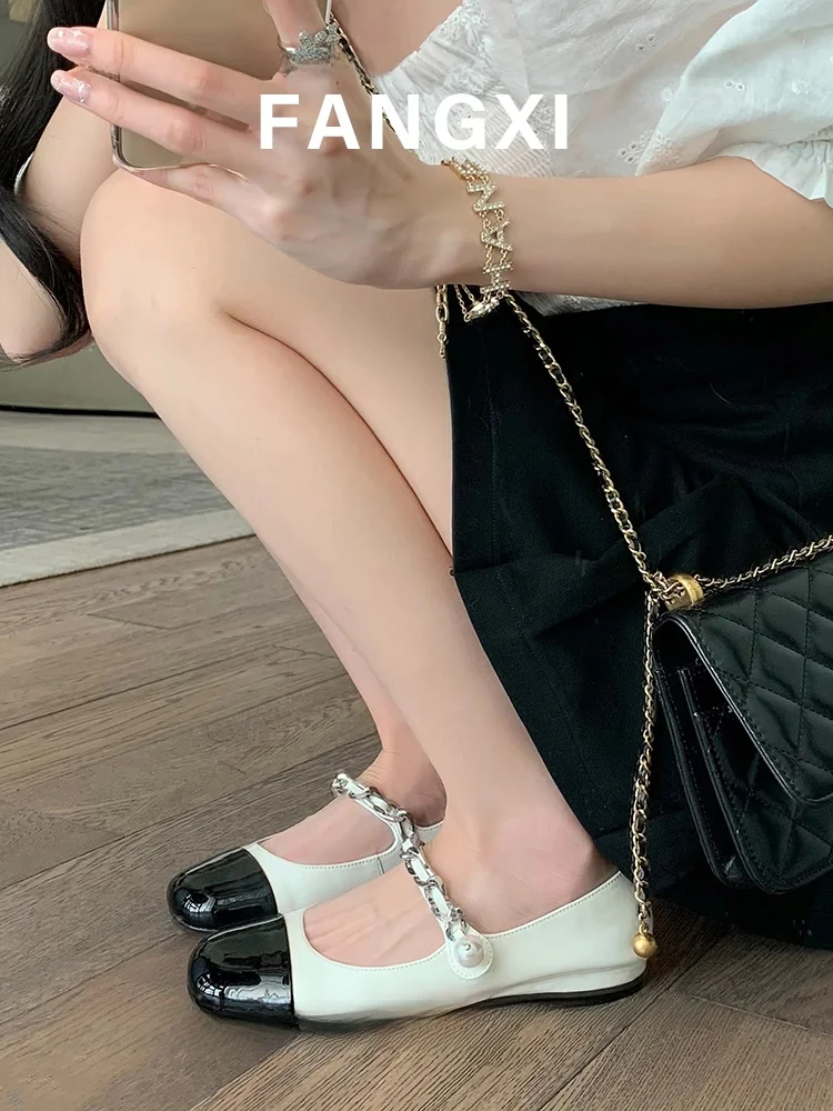 

Новинка 2023 года, корейская жемчужная цепочка, украшенная на плоской подошве, Mary Jane oes, женская одежда с открытым носком, цветная блузка Single oes