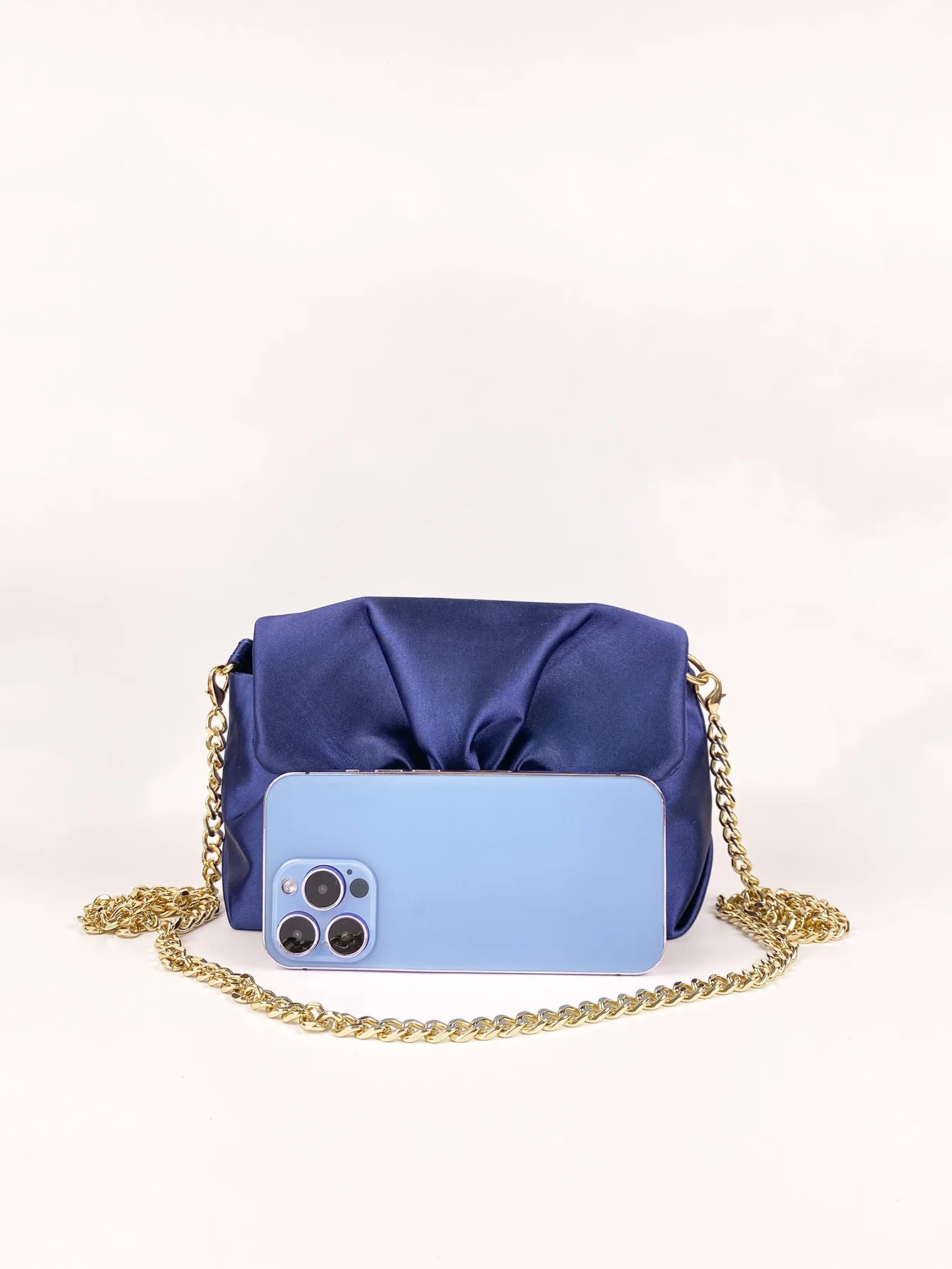 2023 New Flip Plate Square Buckle Diamond Pleated Underarm Chain Handheld Dinner Crossbody Shoulder Bag