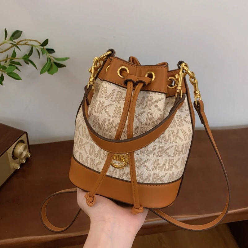 Fashion Classic Women's Bucket Bag Trend Brand Retro Printed Shoulder Bag High-end Elegant Crossbody Bag Designer Luxury Handbag