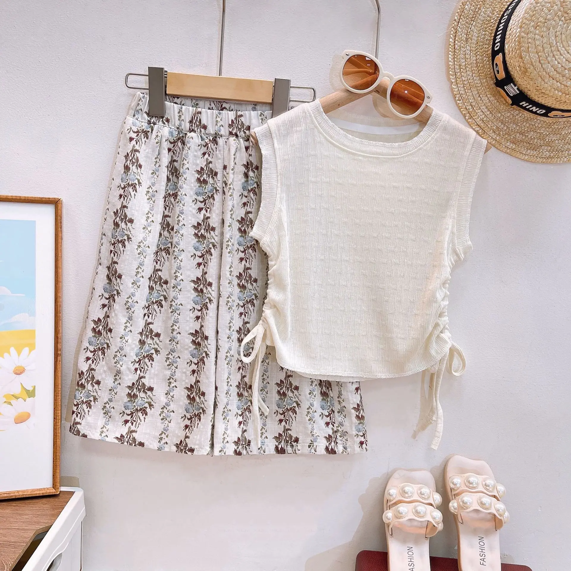 

Детские комплекты одежды: топ с короткими рукавами на завязках + брюки с цветочным принтом, 2 предмета, одежда для детей от 3 до 7 лет, комплект одежды