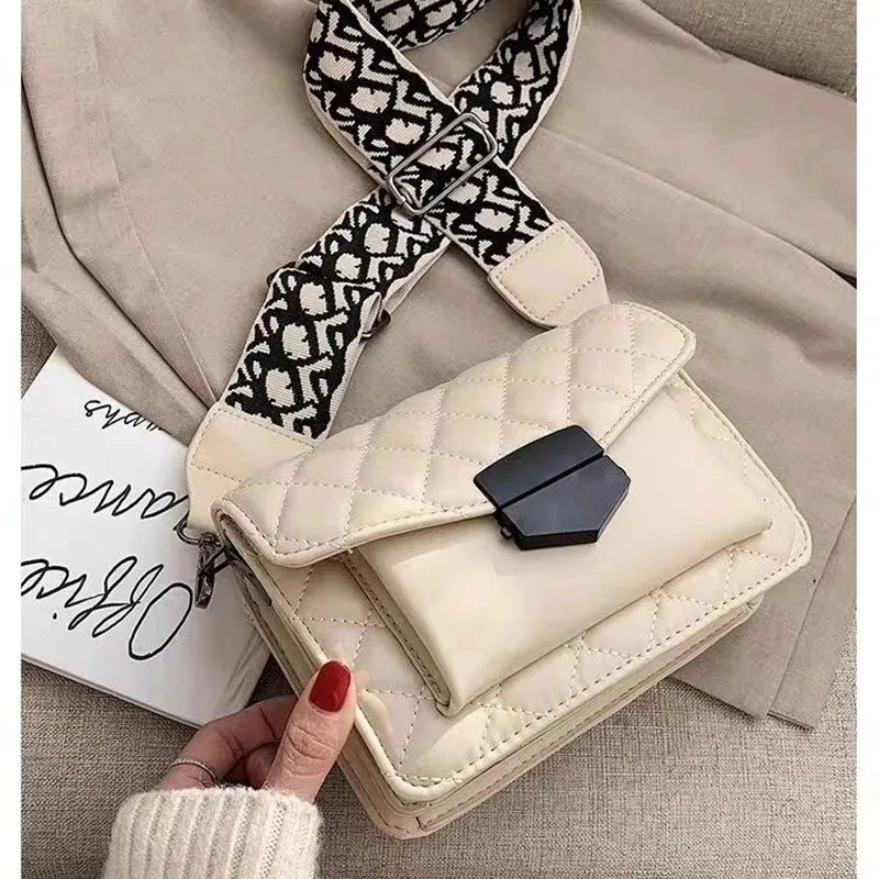 New Fashion Luxury Handbags Women Bag Wide Shoulder Strap Bag Crossbody Bags Chain Rhombus PU Leather Spring New Special Offer