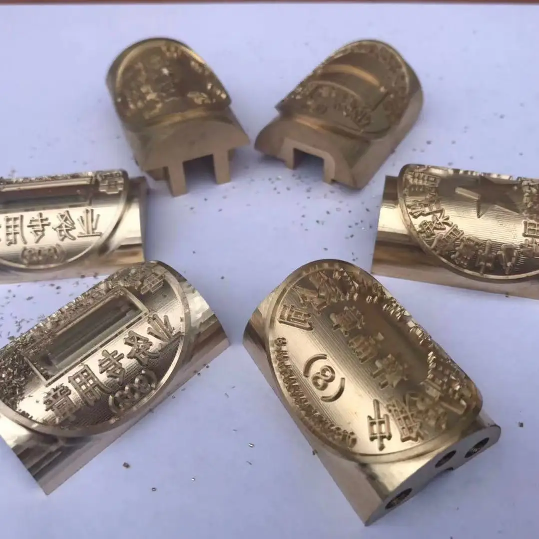 Xuanlu CNC Engraving Machine For Metal Wood Glass Stone Embossing And Engraving