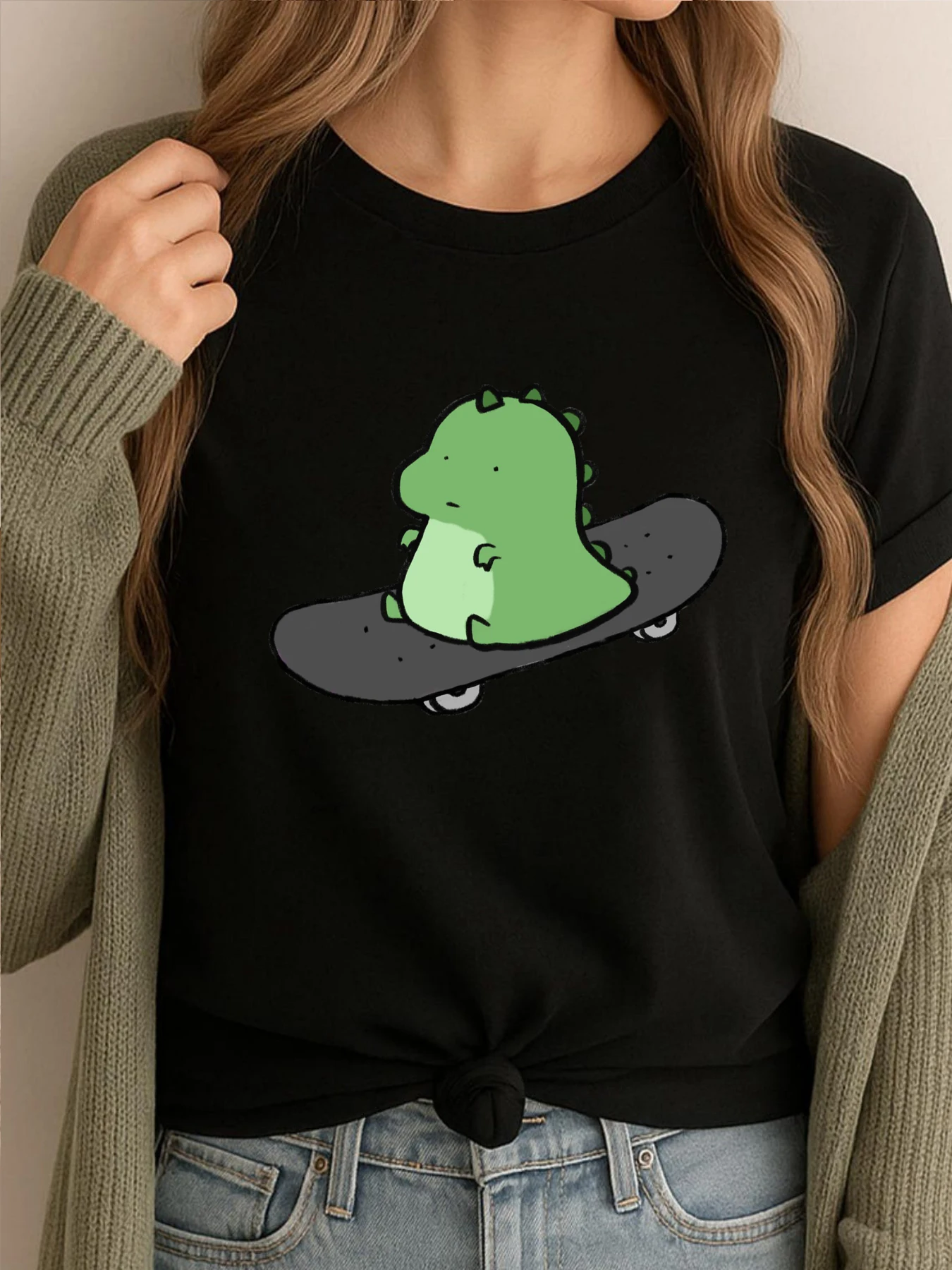 

Chonky Dino на скейтборде, мужская корейская модная футболка с принтом, мужская милая футболка с рисунком, мужская роскошная одежда