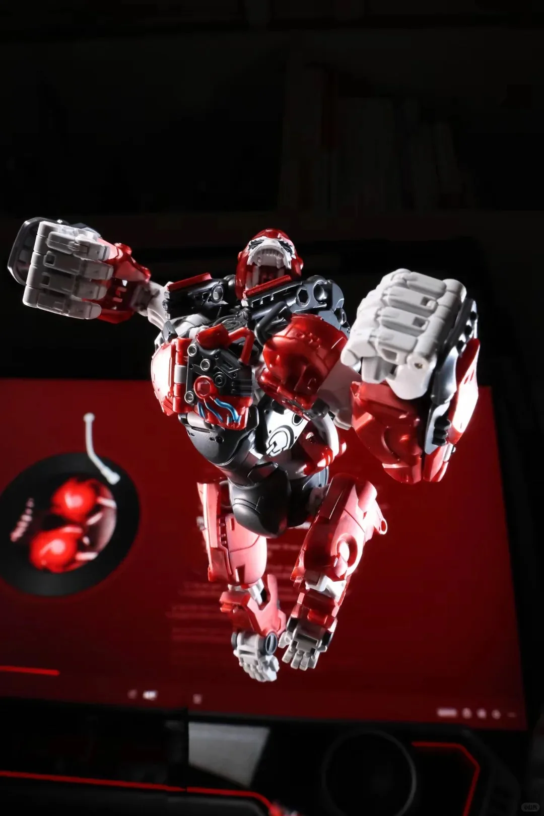 سلسلة Beast Box الجديدة Magic Qiao Ape Transformation Toy National Creation Mech Trendy Play هدايا عيد الميلاد المتوفرة في المخزون