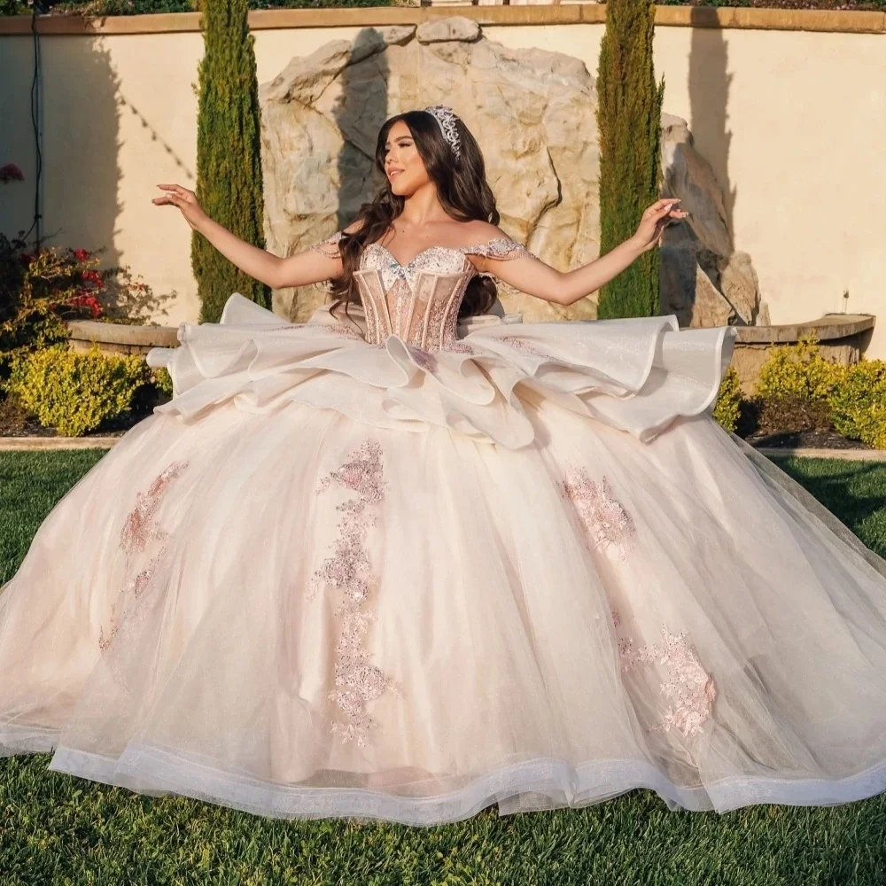 

Розовые платья Quinceanera, бальное платье с открытыми плечами, аппликации из жемчуга, милые платья 16, 15 лет, по индивидуальному заказу