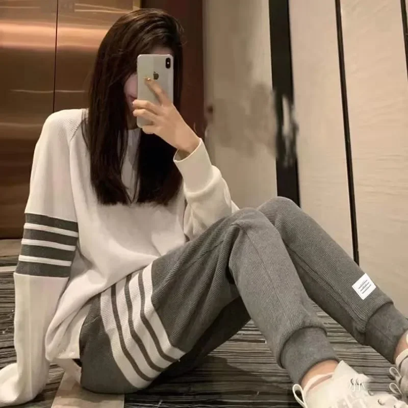 

Весенне-осенние повседневные свободные комплекты брюк, женская одежда, модный полосатый комплект из двух предметов с круглым вырезом и длинными рукавами на резинке