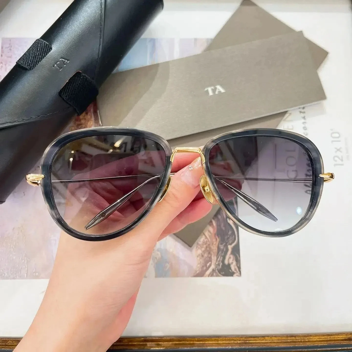 

Authentic For DIYTA DT PERPLEXER-TWO DTS406 Trendy Men Women Sun Glasses Alloy+Acetate Frame Oval Male Couple Eyewear With Box