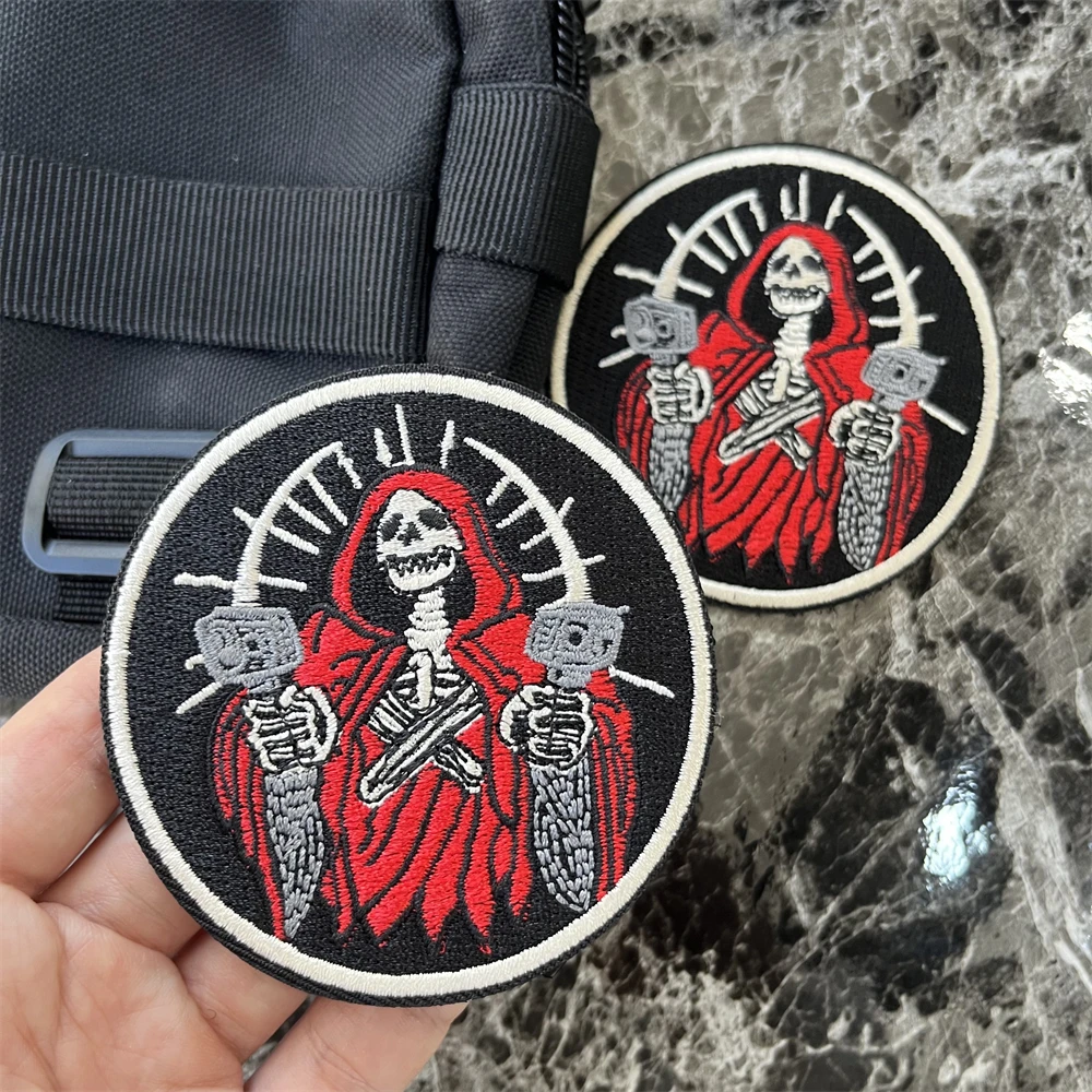 Dual Spear Cloak Skull Aim At You Morale Badge Patches Tactical Armband Military Army Hook&Loop Backpack Embroidery Stickers