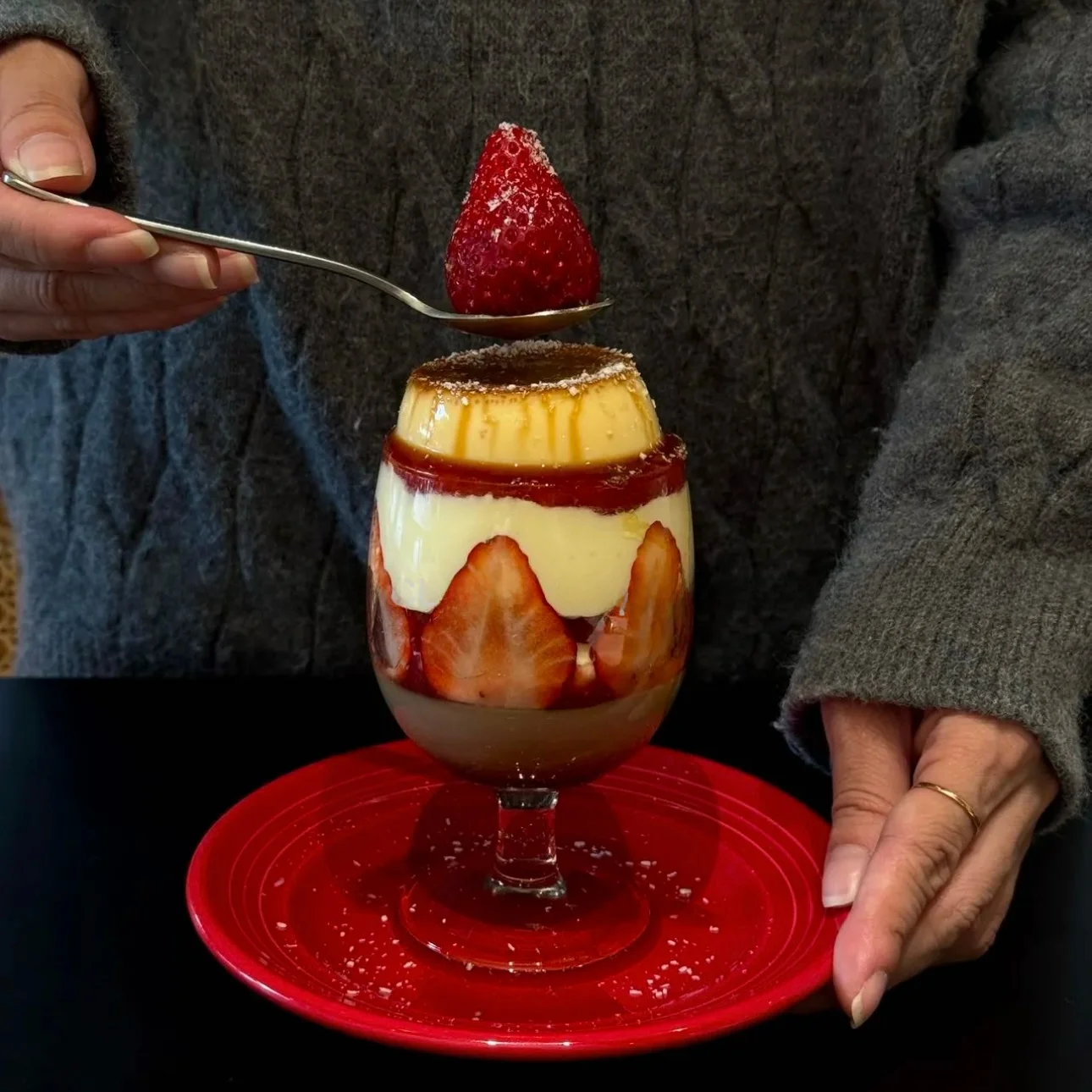 

Стеклянная чашка для десертов Stberry Pudding, маленькая, для мусса, с ножкой, для пафре, сладкая стеклянная чашка