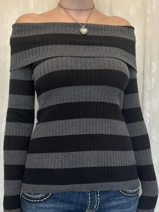 

Casual and Minimalist Striped Embroidered Off Shoulder Long Sleeved Sweater, Winter Women's One Cut Fashionable Knitted Sweater