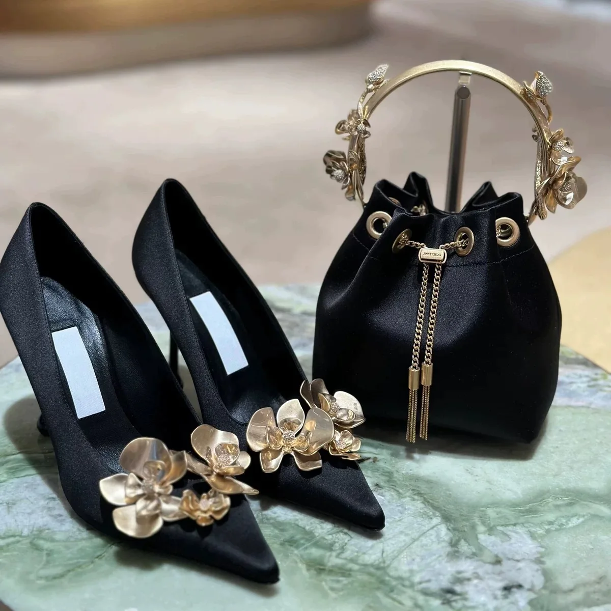 Golden Flowers High Heels Women Silk Luxury Designer Sandal Sexy Party Dress Pumps Pointed Metallic Flower Stiletto Heels Ladies